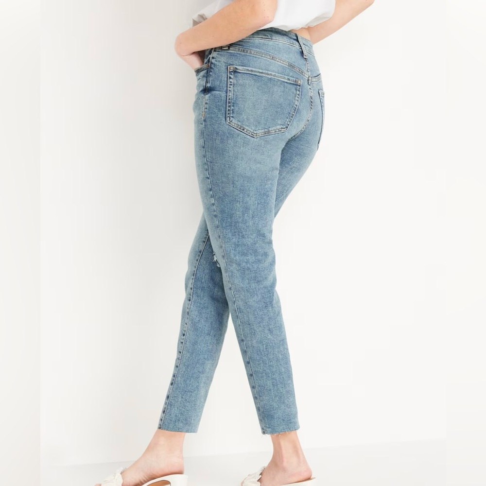 Old Navy Cut Off Jeans